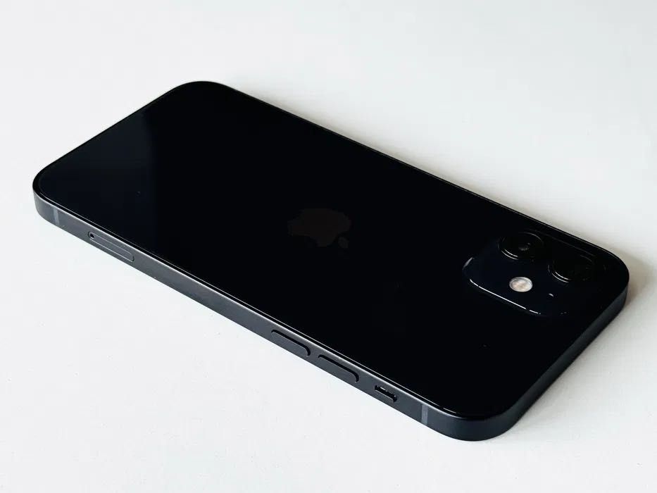 Iphone 12 64GB Black 100% Батерия! Гаранция 6 месеца