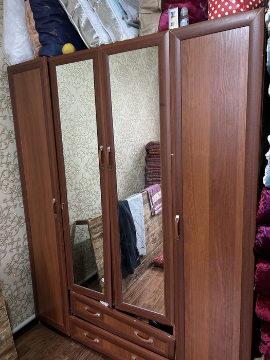 Продам шкаф для одежды
