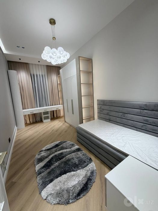 Продается 4х ком квартира в новостройке, ор-р: Буюк Ипак Йули, 118м²
