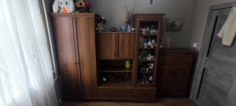 Стенка / горку в гостиную