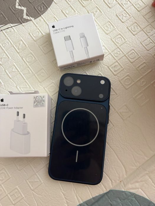 Iphone 13 еш жері сынбағаннн