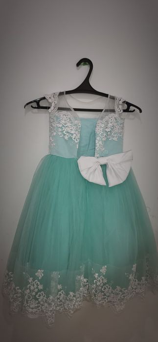 Срочно продам Платье бальное