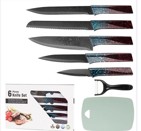 Наборы кухонных ножей.