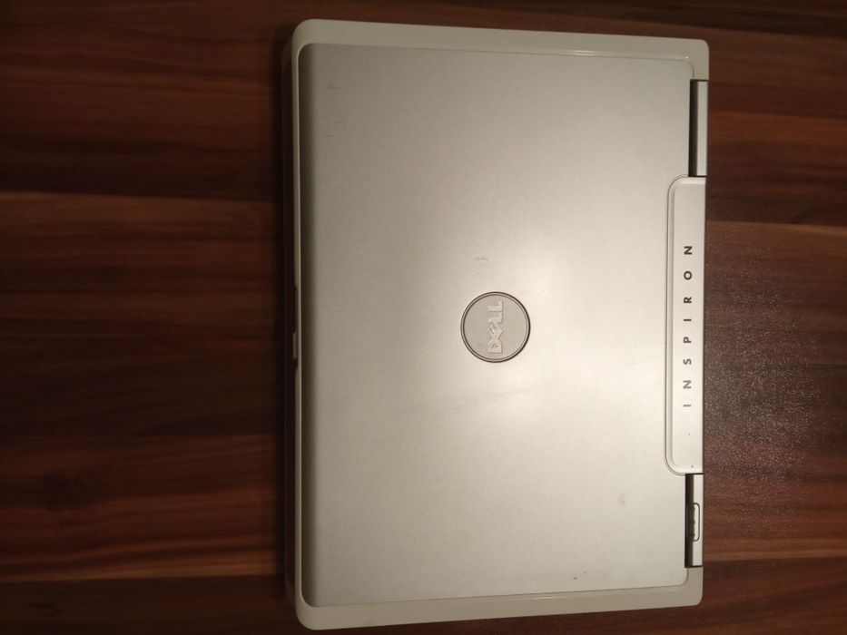 Лаптоп Dell inspirion 1501