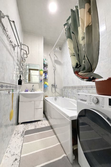 3/5/9 Юнусабад 11-квартал первая линия мега планет