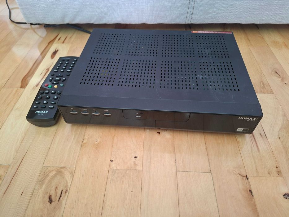 Приемник за сателитна телевизия Humax HD