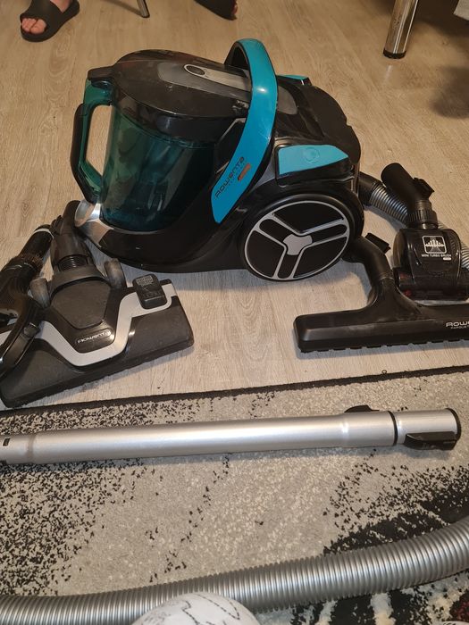 Aspirator Rowenta fara sac