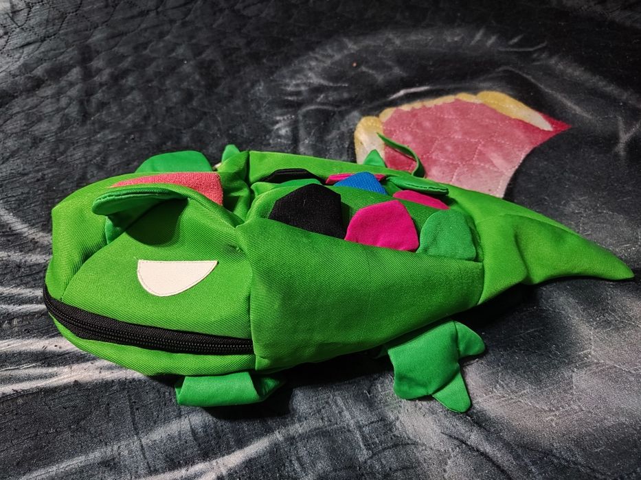 Продам рюкзак детский