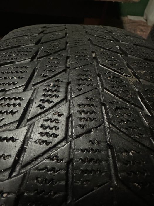 Продам комплект 4шт.Triangle.Зимние шины без порезов и шишек шнурков