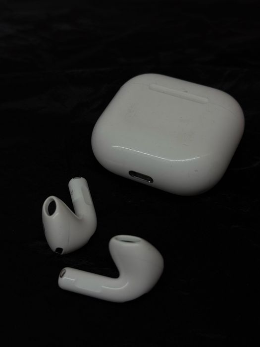 Apple AirPods 4series