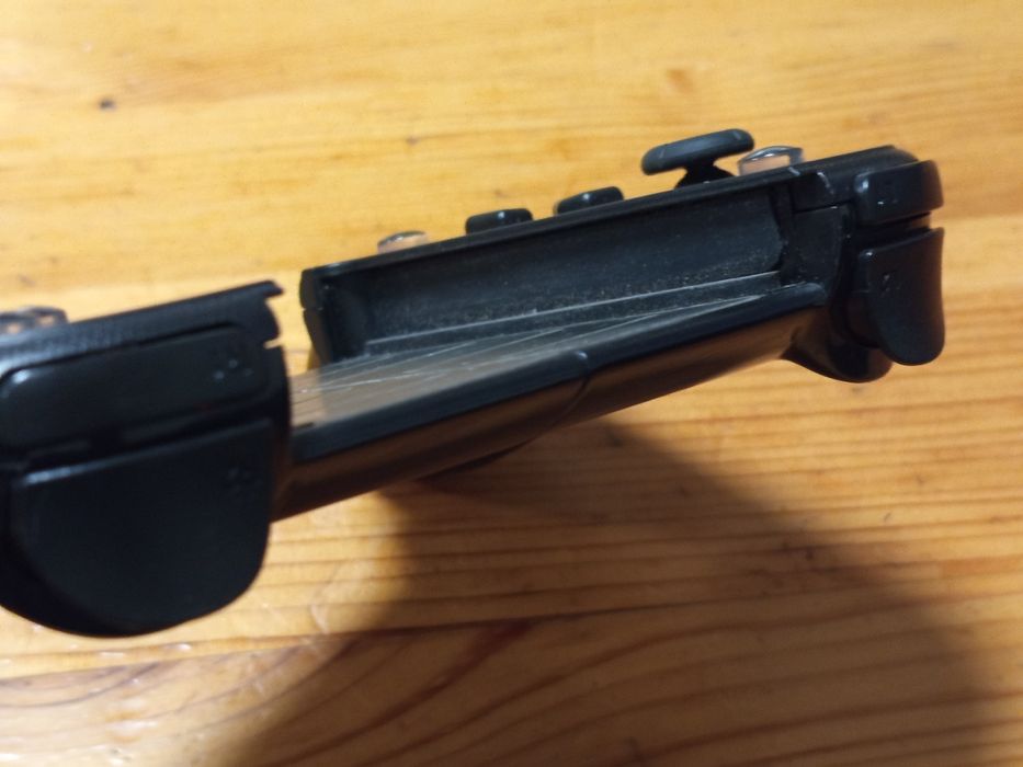 Мобилен геймпад Saitake STK-7007F