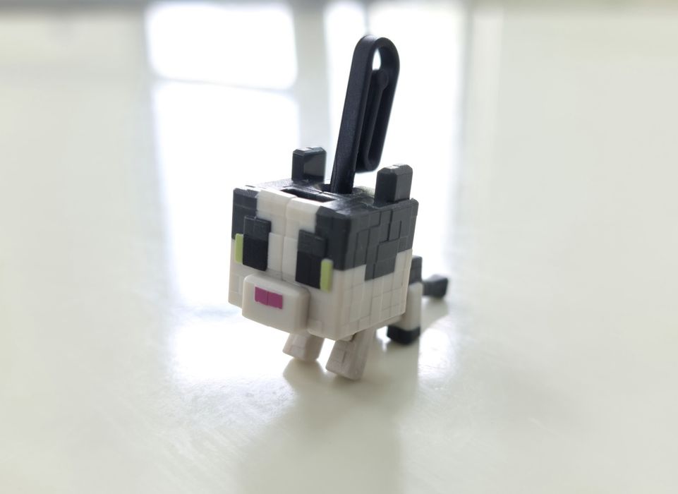 фигурка kinder joy minecraft кот со скрепкой
