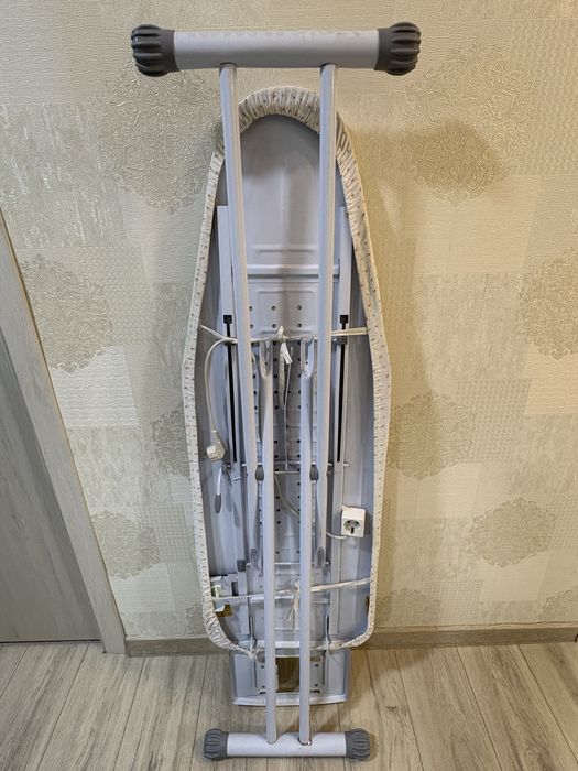 Dazmol doska, гладильная доска.