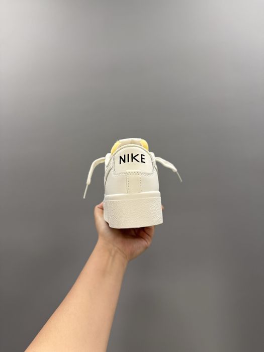 Кроссовки Nike Wmns Blazer Low Platform 'Triple Sail'