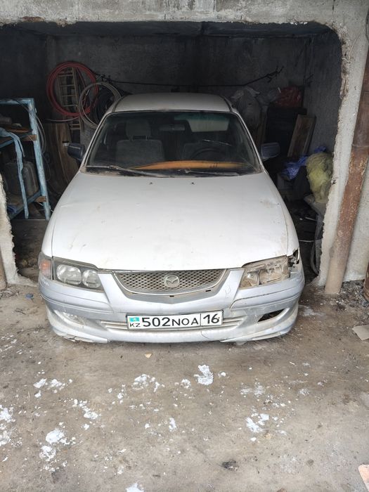 Продается Мазда Не на ходу . Аудио система  есть. Надо