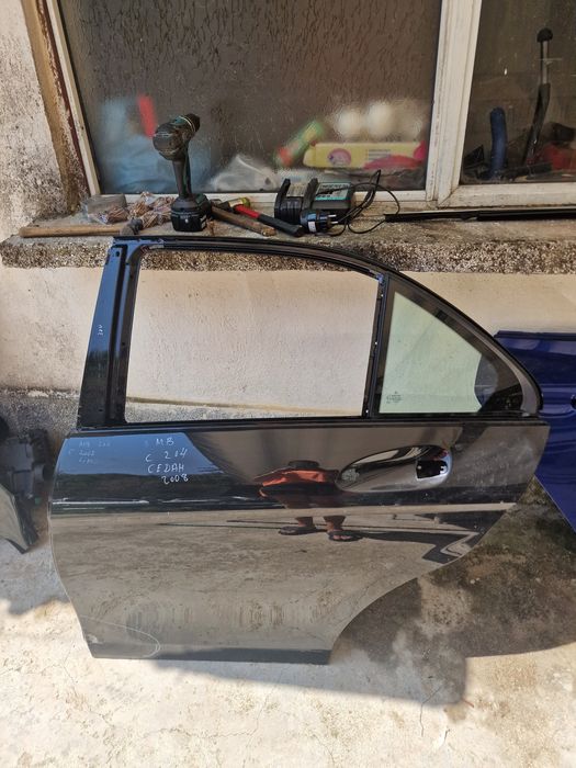 Mercedes Benz  C 204 Cedan 2008 задна  лява врата
