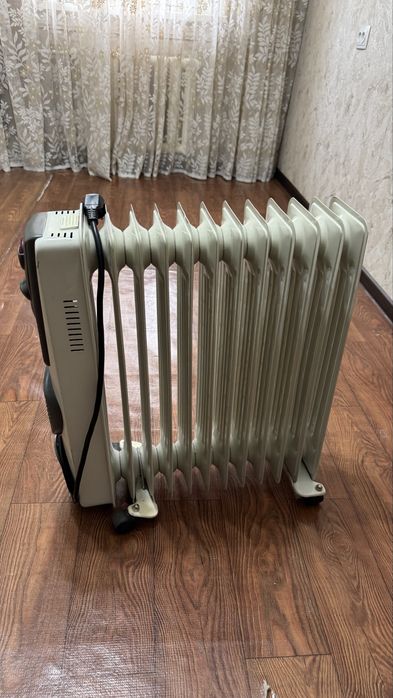 Продаеться домашняя масляная батарея с обдувом