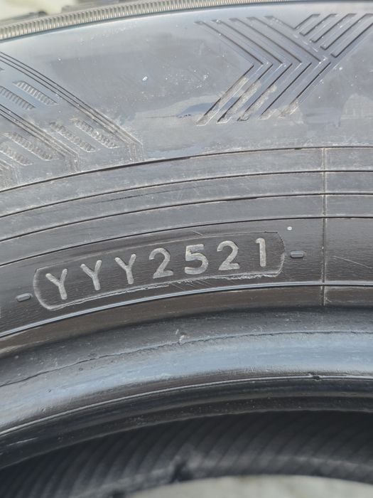 225 60 18 Yokohama