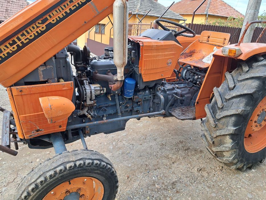 Universal 445 import Franța