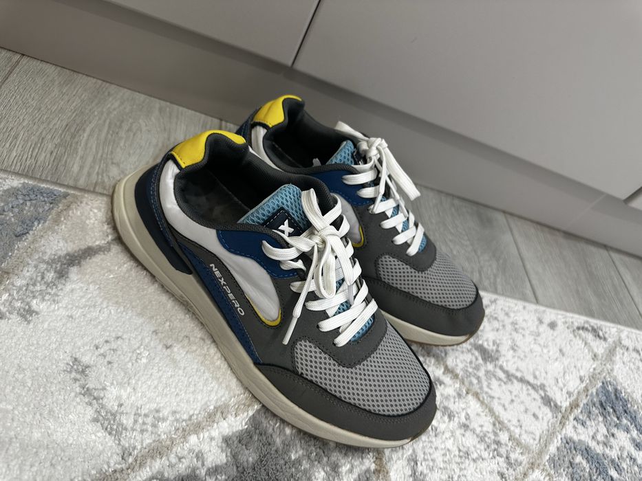 Кроссовки мужские