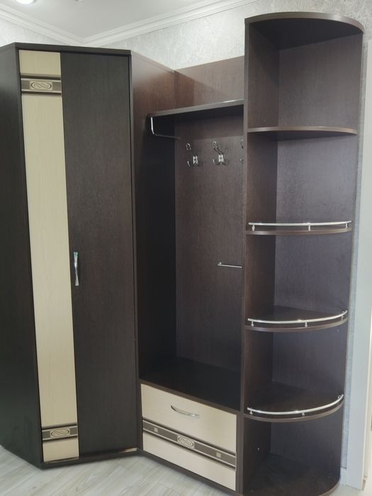 Продам прихожую 25000 тенге