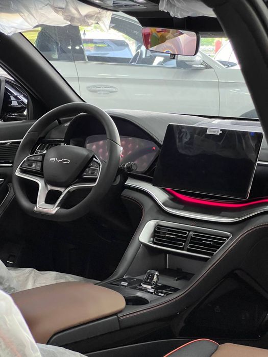 BYD Song Plus DM-i Champion Uzpride 110km Flagship