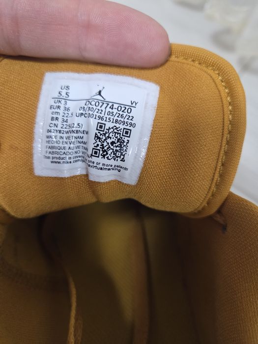 Sneakersi Air Jordan