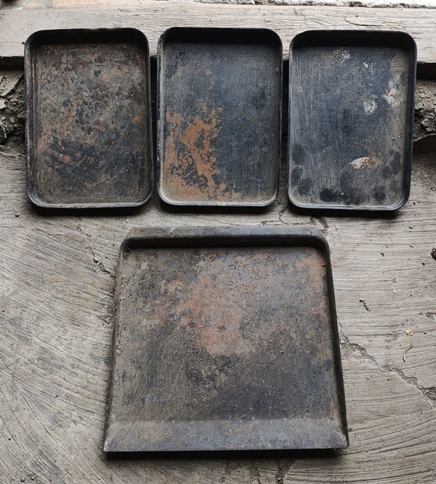 Реквизиты СССР чемодан,сито, протвини, вешалка