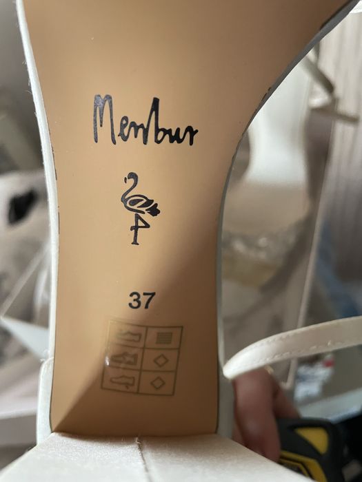 Удобни и класни сандали