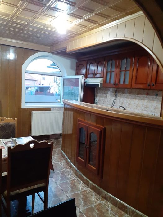 Inchiriez apartament 2 camere