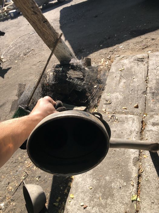 Продам глушитель на серседес 190 прямоток