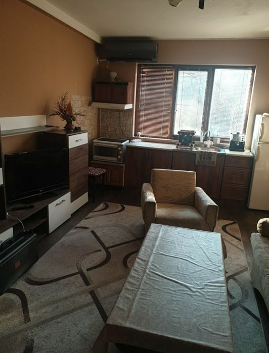 Продава се Двустаен апартамент в Хасково, Център - 43 кв.м за 1175 €/кв.м - Снимка #1