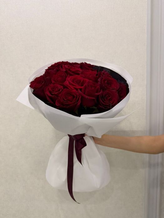 Продам букеты тюльпанов и роз