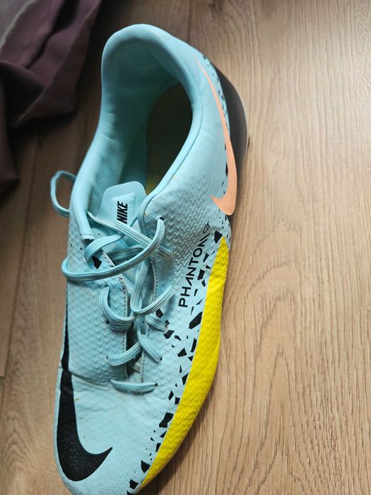 Adidasi de fotbal Nike Phantom Gt
