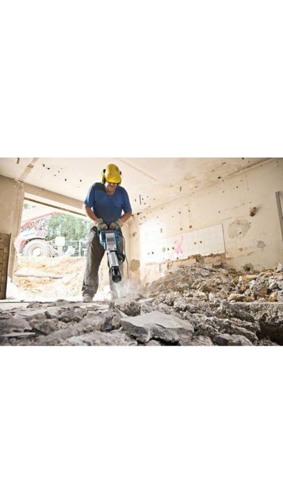 Ciocan demolator Bosch Professional GSH 16-28, 1750 W, 41 J, sistem antivibratii, valiza speciala