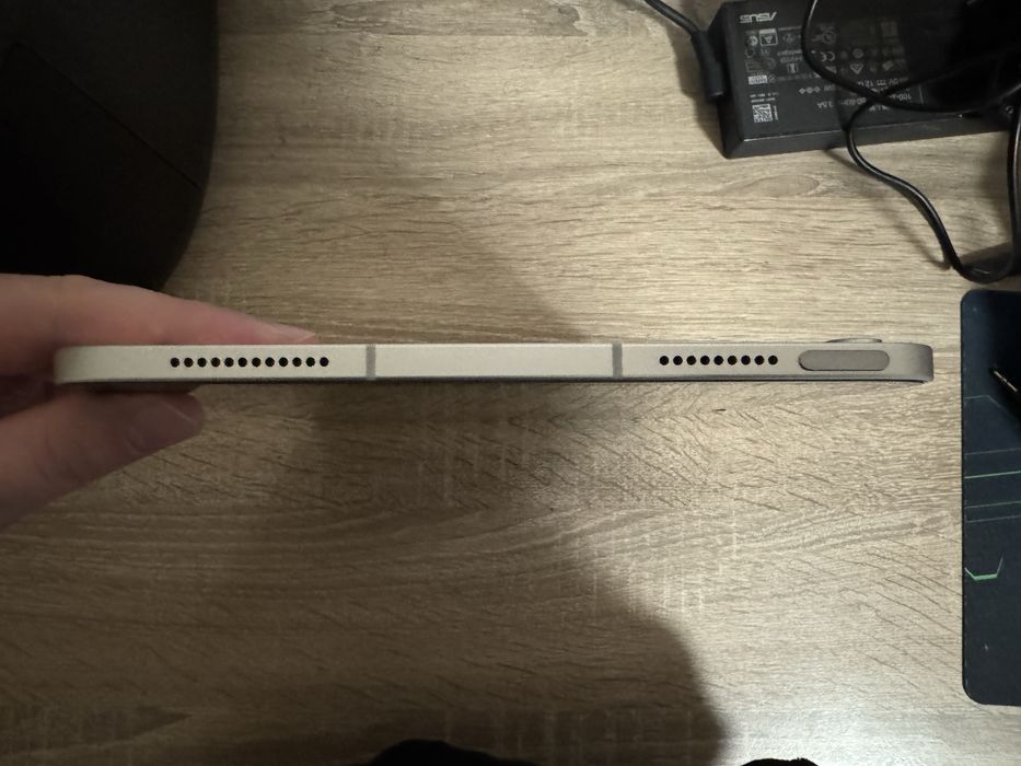 iPad 11 (2025) | 128GB | Cellular (5G) | Сив | + Подаръци