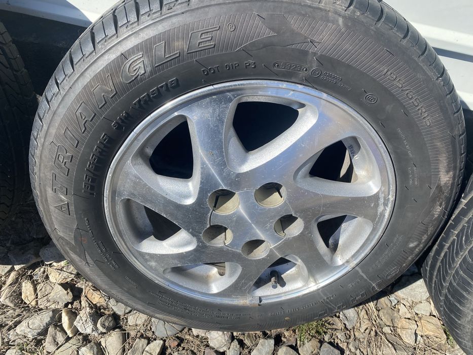 Продам колеса на 15 196/65 новые