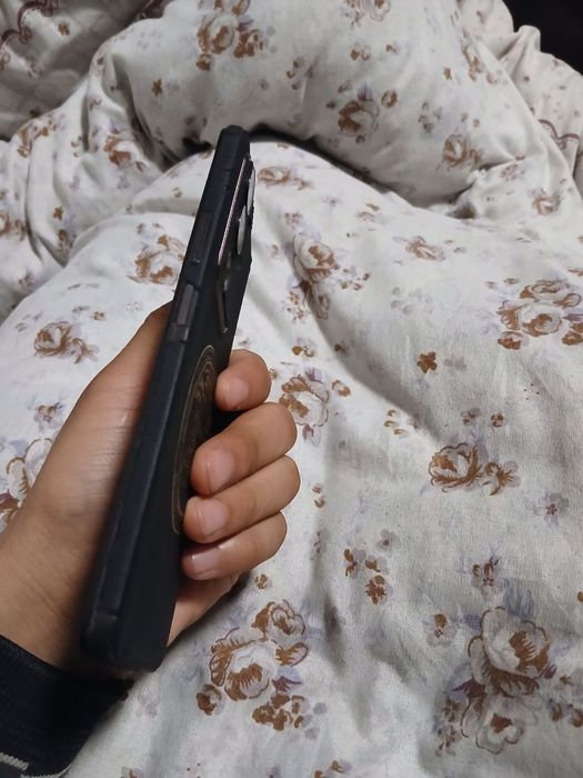 Vivo y29 abmenga iphone boʻlsa 12 larga
