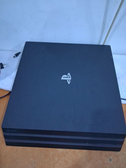 PS 4 în stare buna de functionare