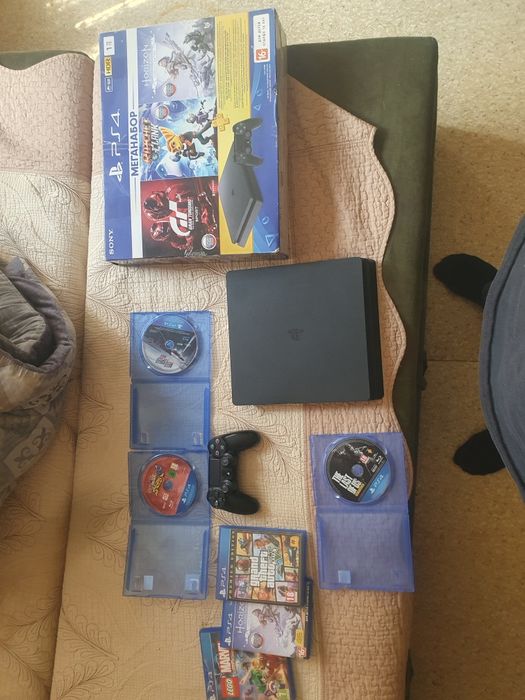 Sony playstation 4 slim срочна 1000гб