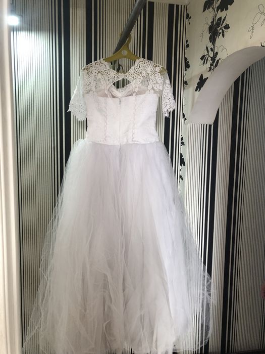 Продам свадебное платье б/у торг есть