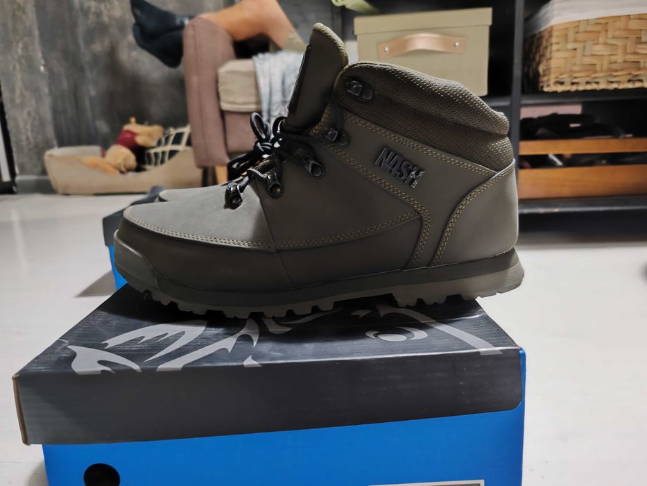 Продавам обувки Nash ZT Trail Boots