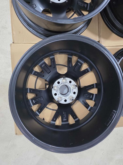 Jante 18 BMW G30 G31 G20 G21 G22 G23 Audi A4 A6 Q3 5x112 et30 8J