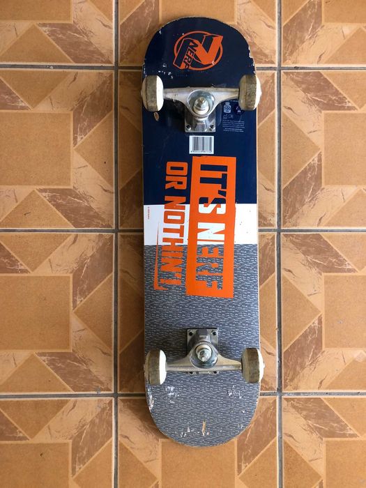 Детски скейтборд NERF, малко използван, запазен, до 100 кг. тежест