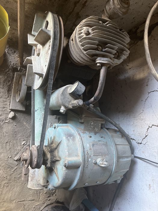 Продаётся советский компрессор в отличном состоянии.