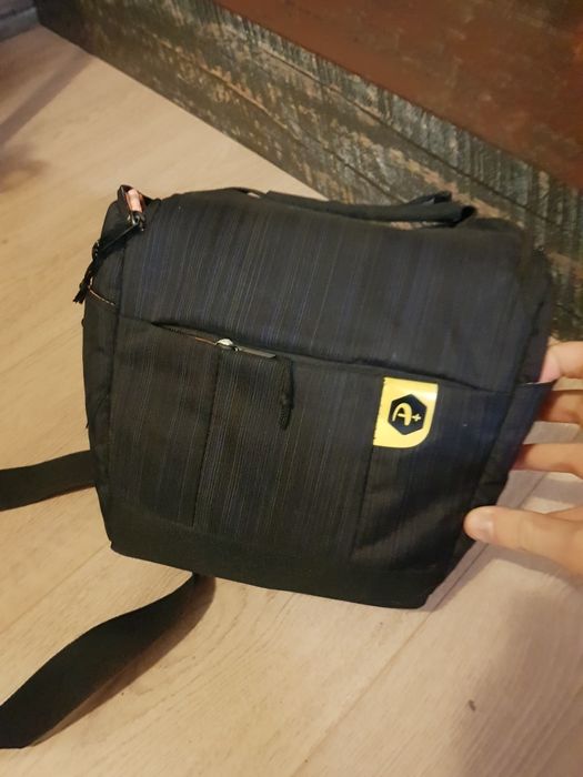 Camera DSLR Nikon D7100 + Accesori