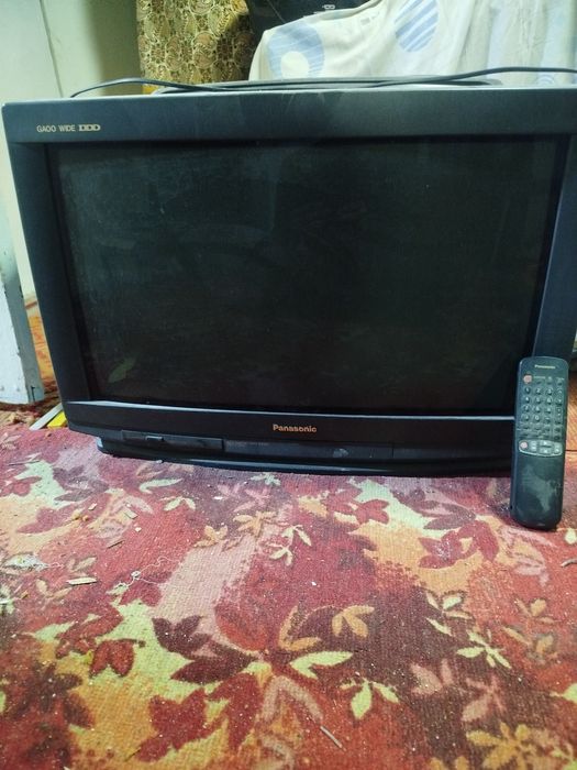 Срочно продам телевизор