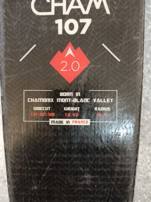 Schiuri de tură/freeride Dynastar