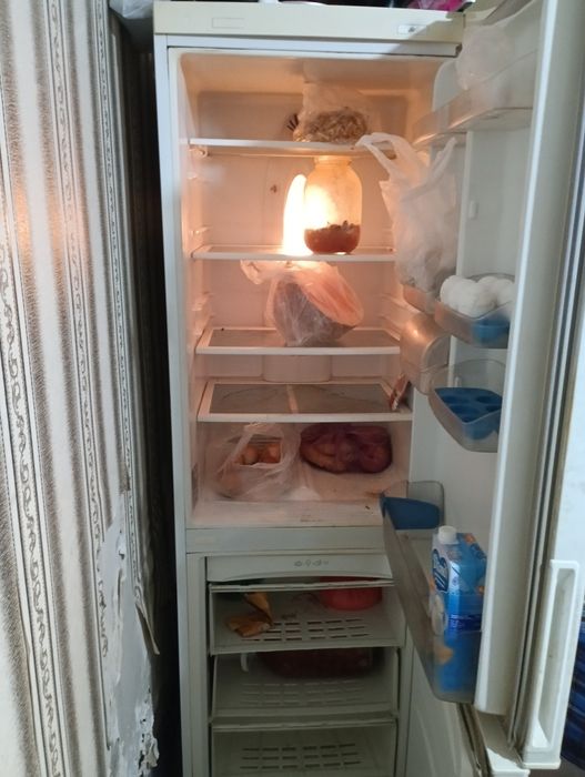 Продается холодильник