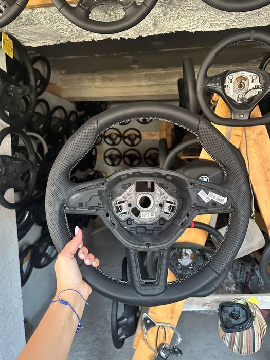 Volan skoda piele perforata diferite generatii